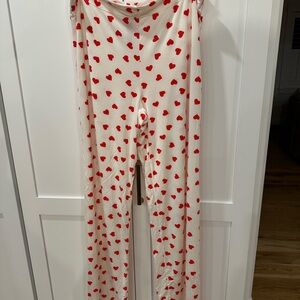 SKIMS Heart Print Pajama Pants - Red and White